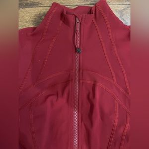 Red Lululemon Define Jacket
Luon